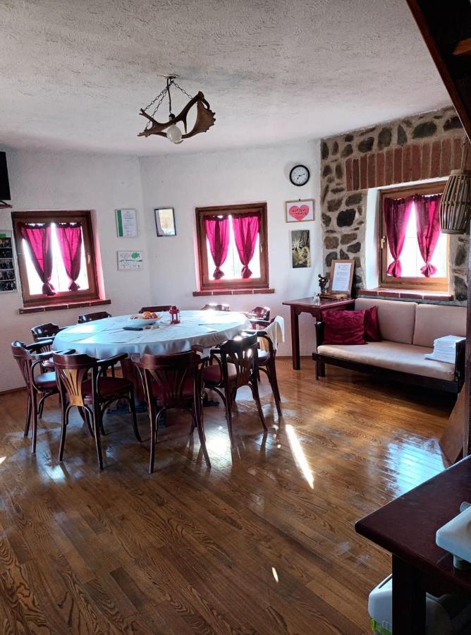Robinson Vila Kitokret Kutjevo Bagian luar foto