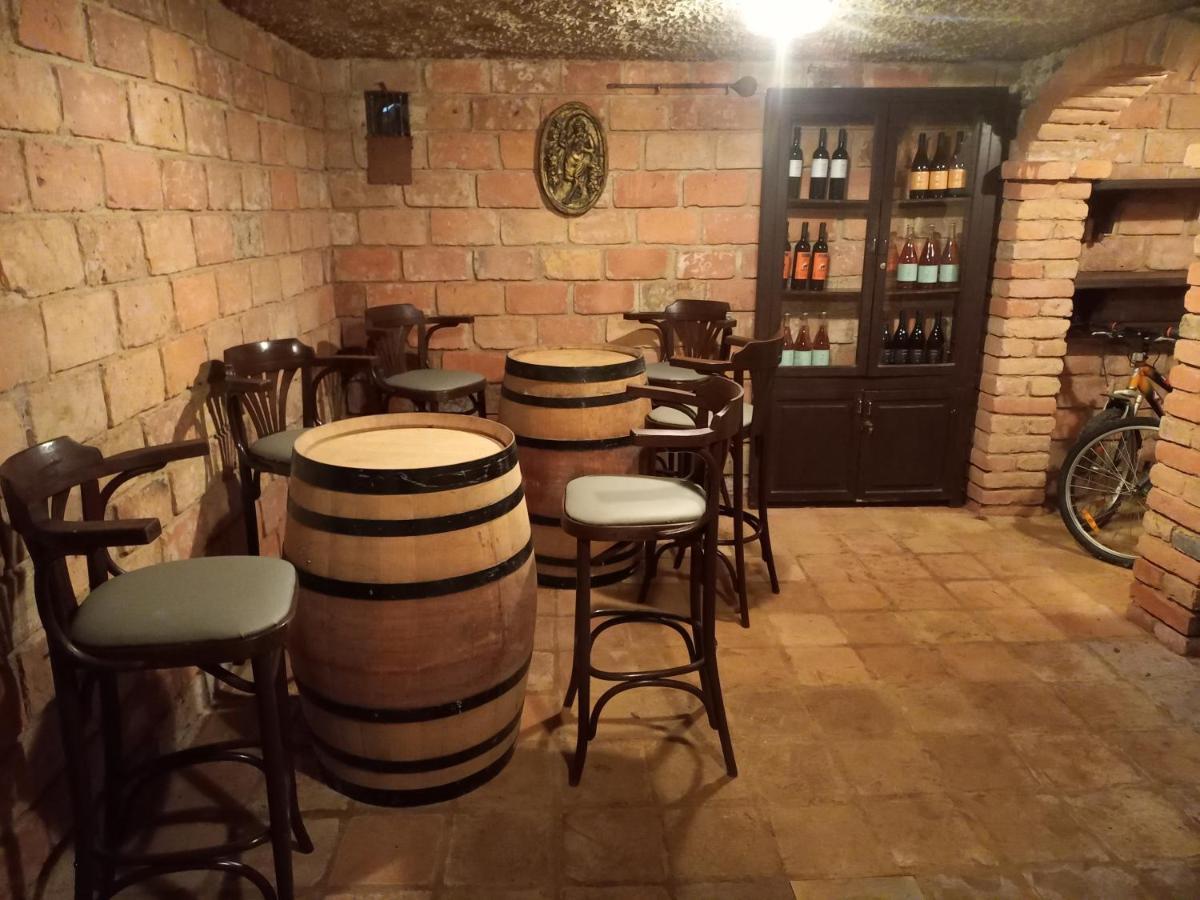 Robinson Vila Kitokret Kutjevo Bagian luar foto